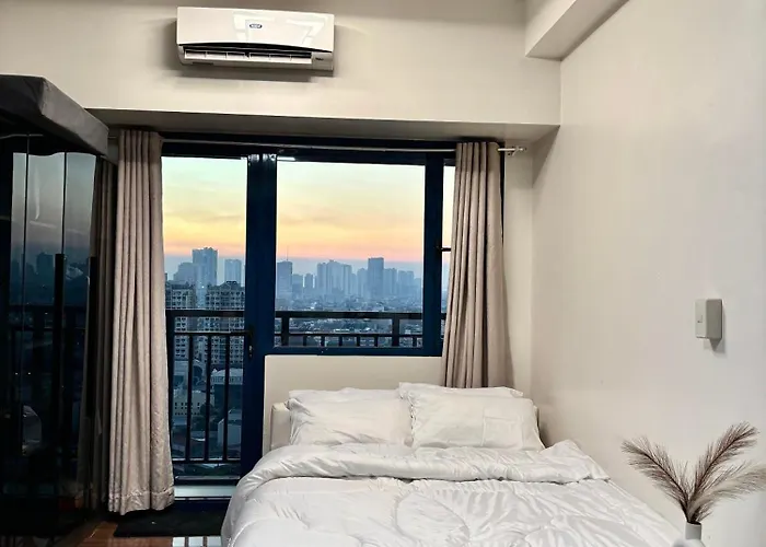 Metro Prime Luxe * Manila